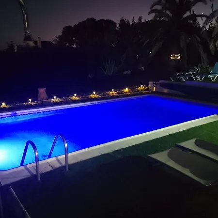 Tranquilla - Sea View With Pool - Walk To - Family And Pet Friendly