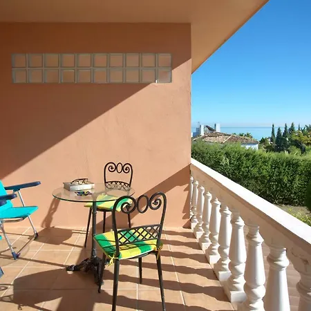 Сasa de vacaciones Tranquilla - Sea View With Pool - Walk To - Family And Pet Friendly Estepona